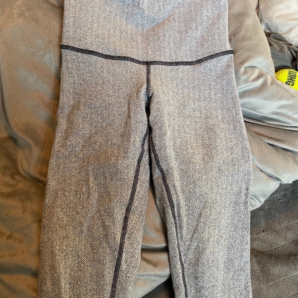 Highwaisted Lululemon leggings